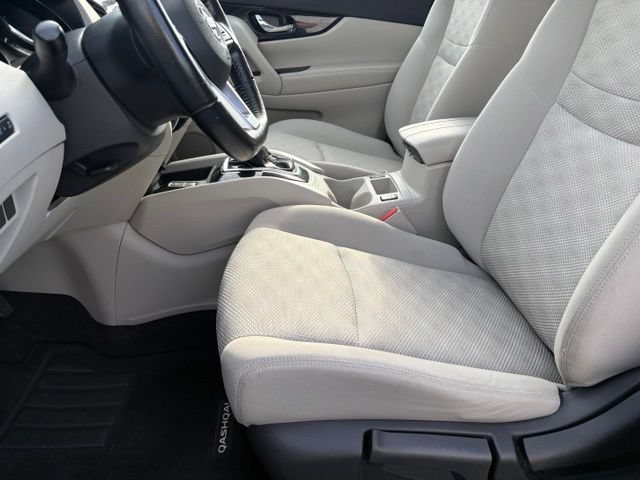 Used 2021 Nissan Rogue Sport SV AWD/4WD image 10