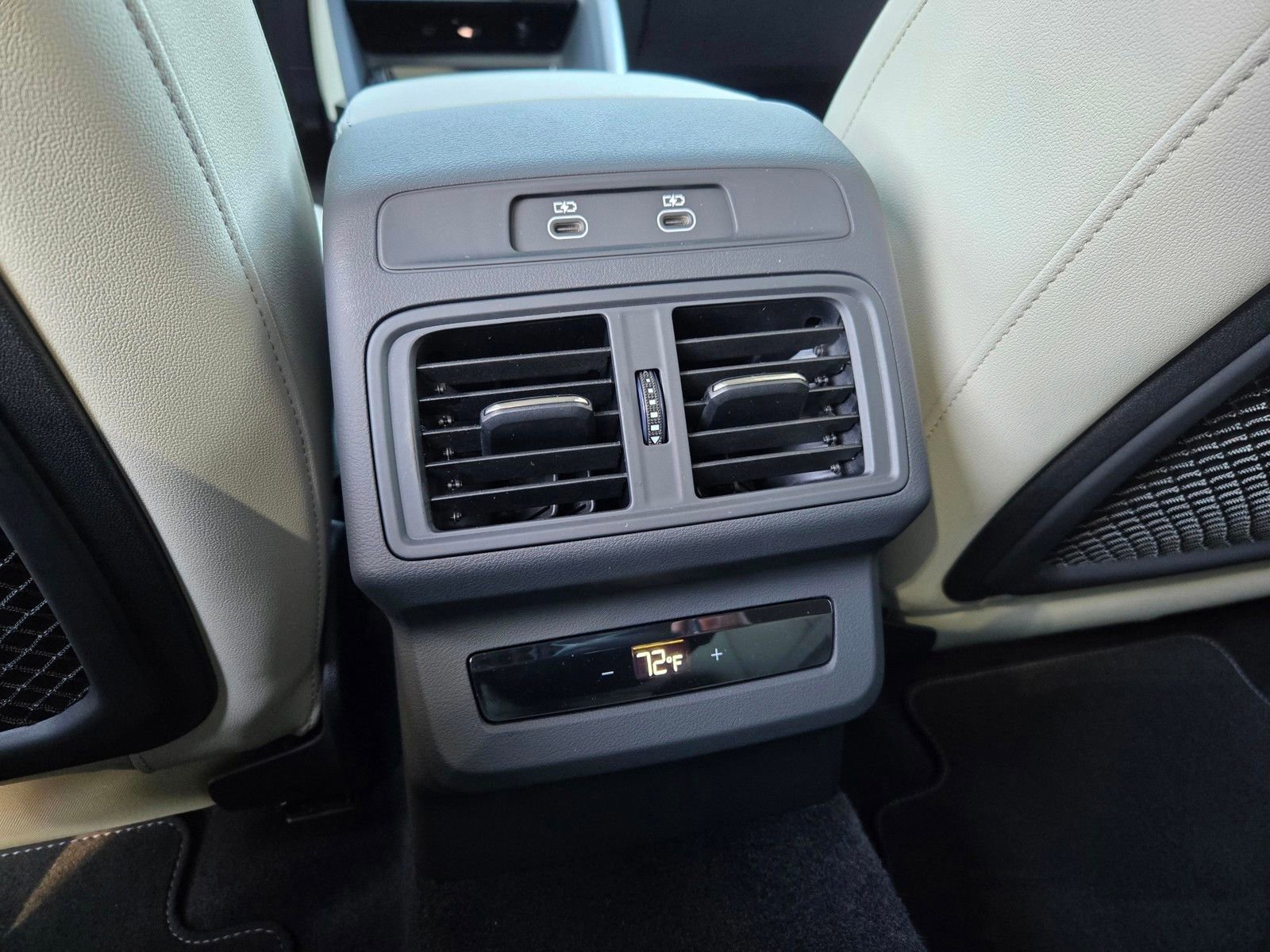 Used 2025 Audi Q5 Premium Plus w/ Premium Plus AWD/4WD image 11