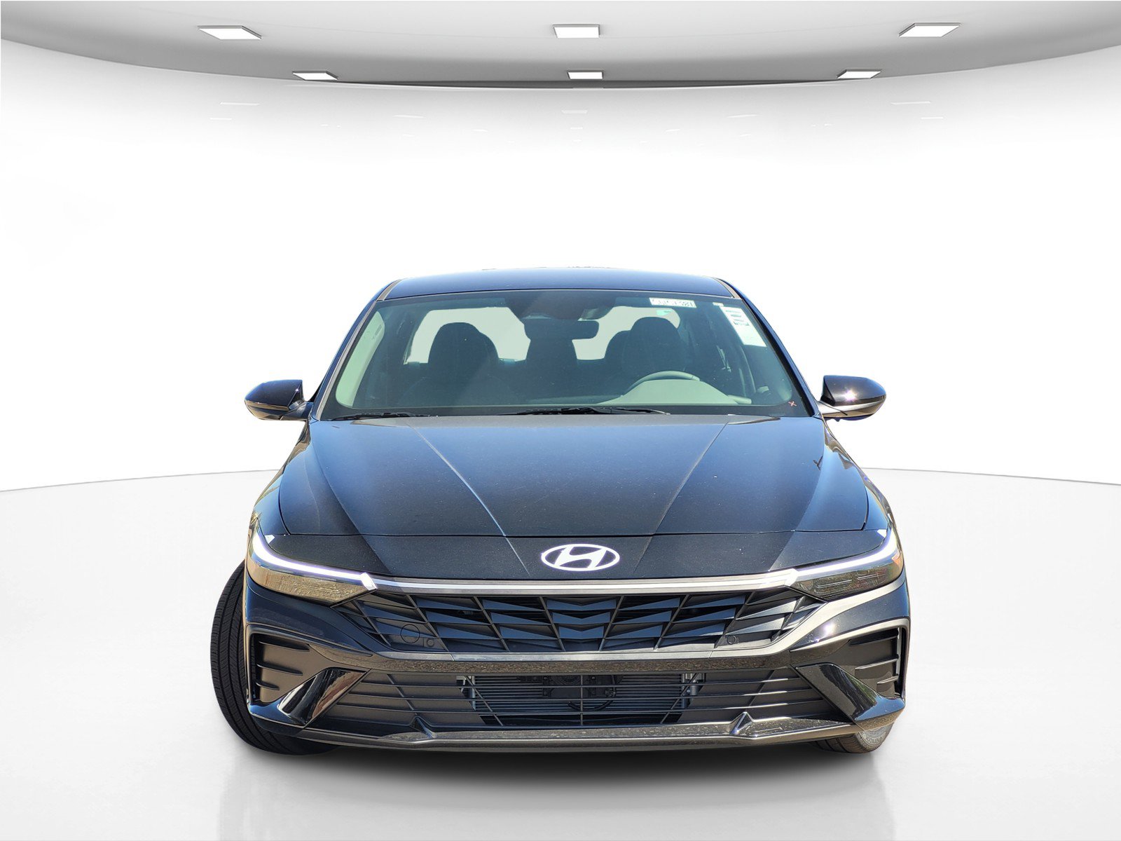 New 2025 Hyundai Elantra SEL image 2