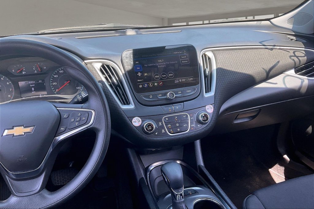 Used 2024 Chevrolet Malibu LT FWD image 9
