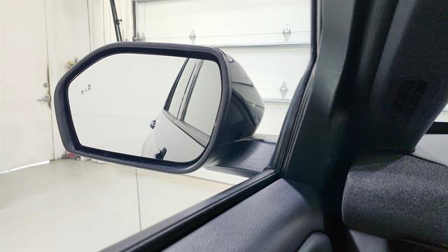 Used 2025 Ford Explorer ST-Line AWD/4WD image 12