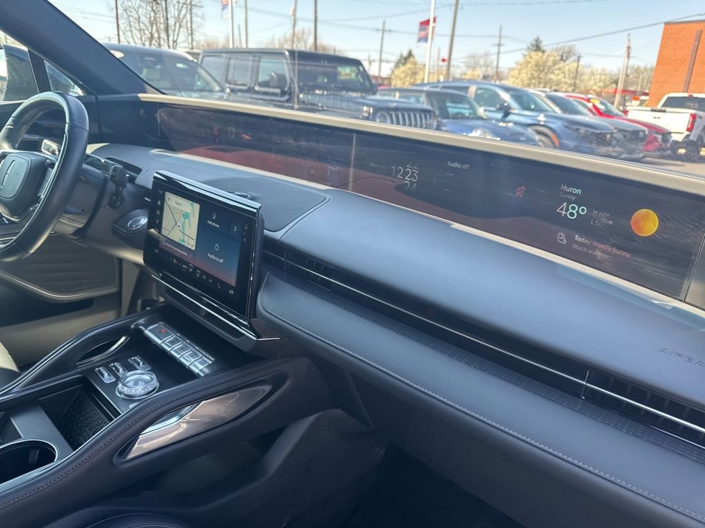 Used 2024 Lincoln Nautilus Premier w/ Jet Appearance Package image 42