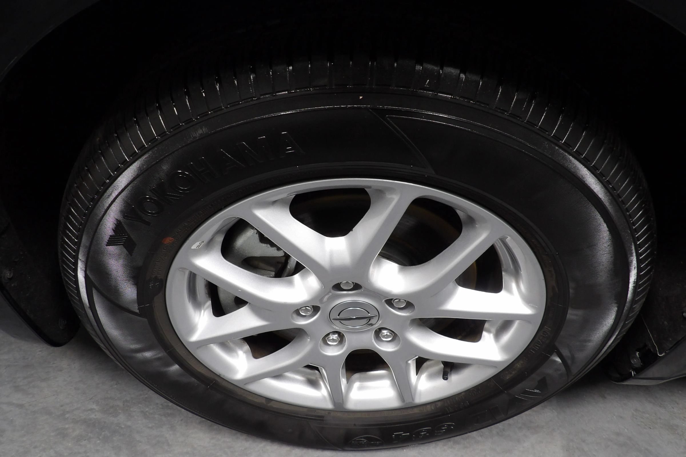 Used 2024 Chrysler Pacifica Limited FWD image 38