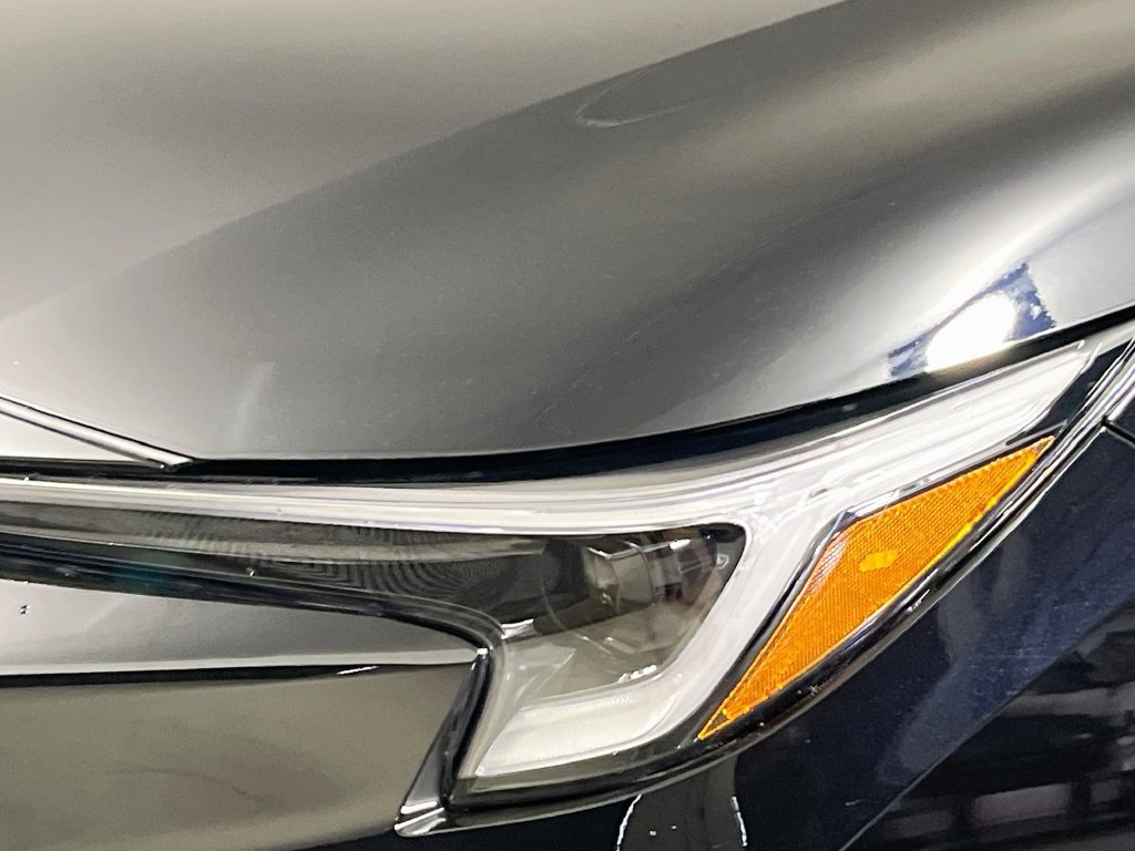Used 2026 Toyota Corolla SE FWD image 9