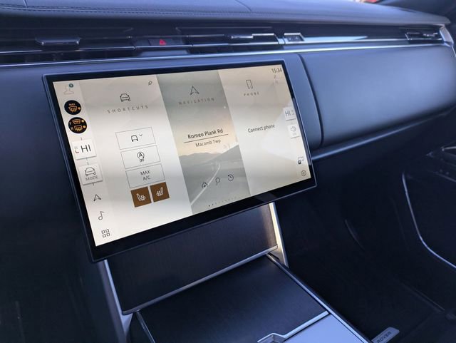 New 2026 Land Rover Range Rover SE image 11