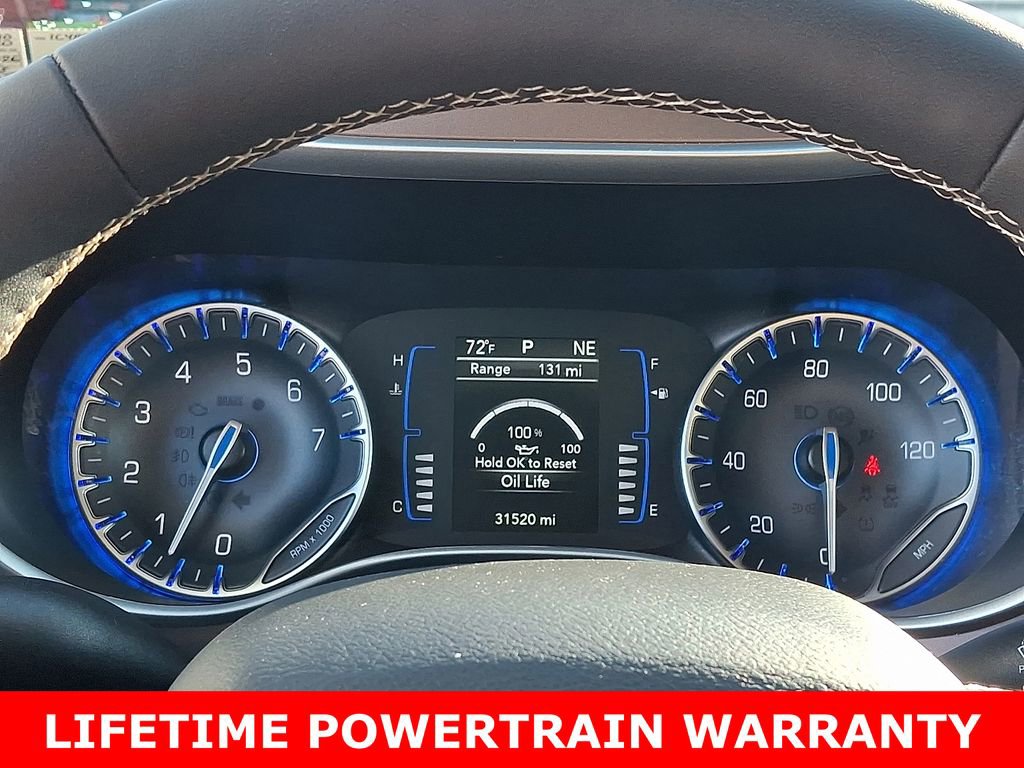 Used 2024 Chrysler Voyager LX image 21