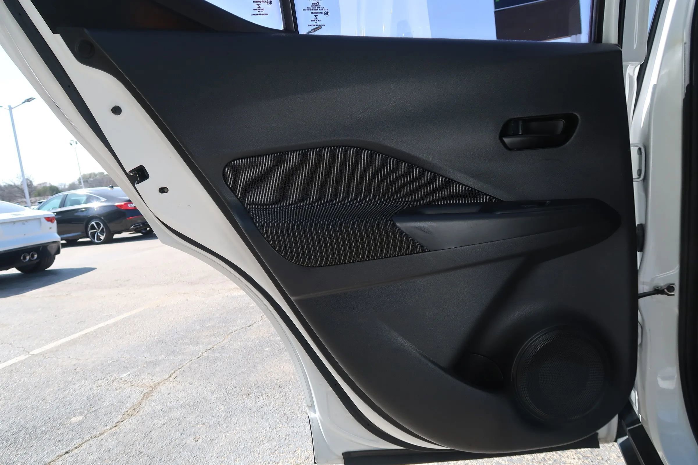 Used 2020 Nissan Kicks S FWD image 45