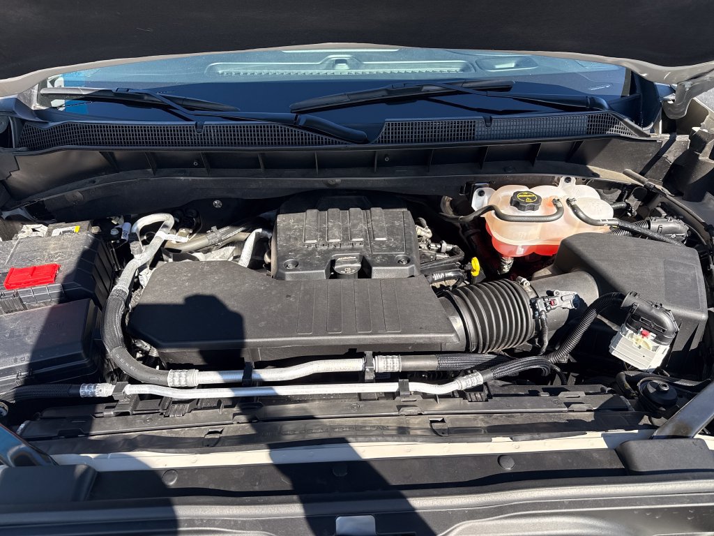 Used 2026 Chevrolet Silverado 1500 Custom w/ Turbomax Blackout Package AWD/4WD image 28
