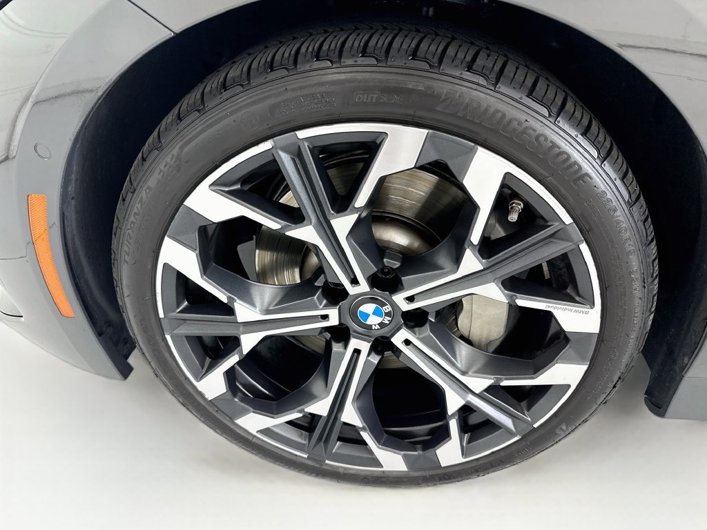 Certified 2026 BMW 330i Sedan w/ M Sport Package RWD image 29
