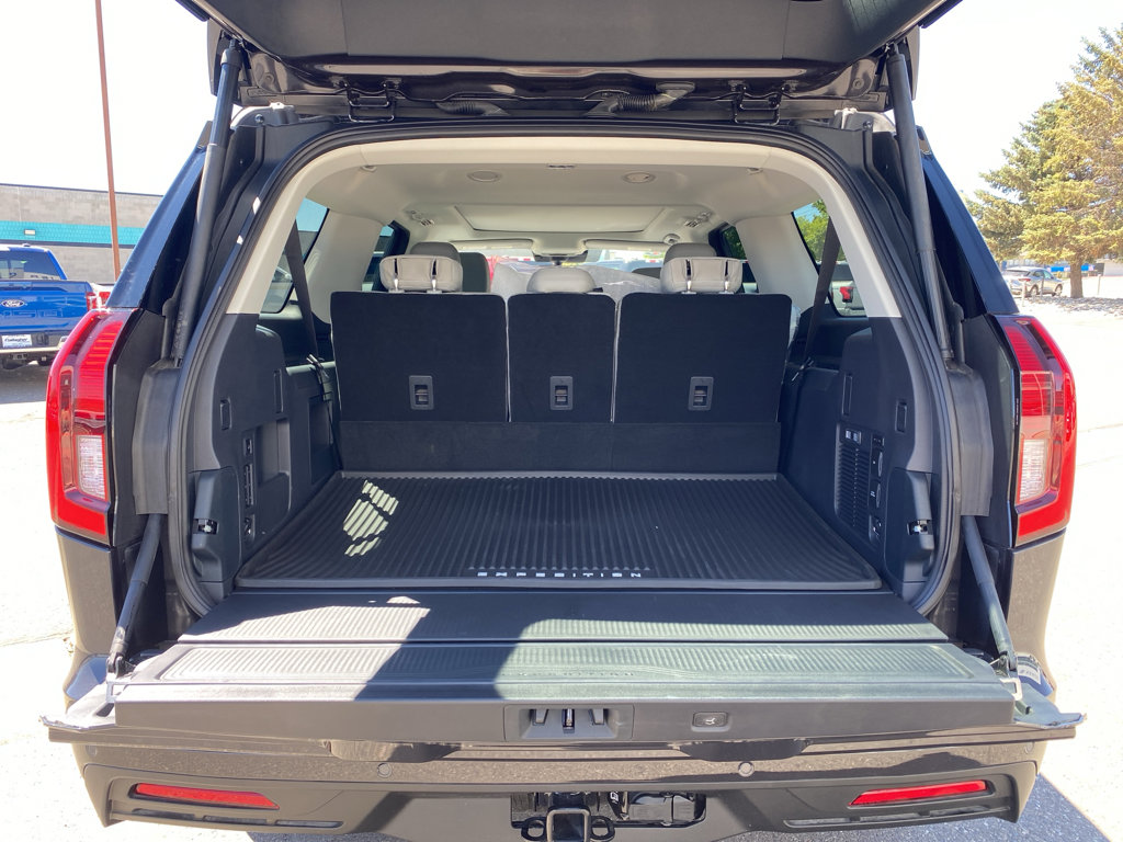 New 2025 Ford Expedition Max Active image 5