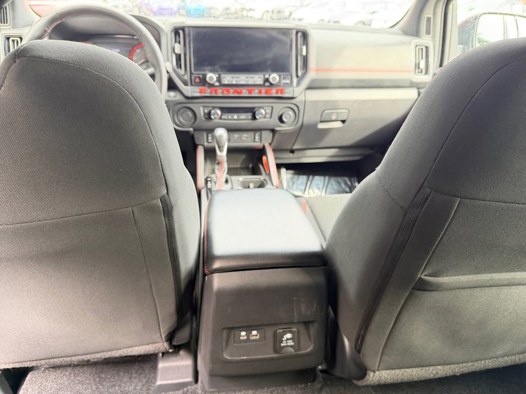 Used 2025 Nissan Frontier Pro-X w/ Pro Convenience Package image 29