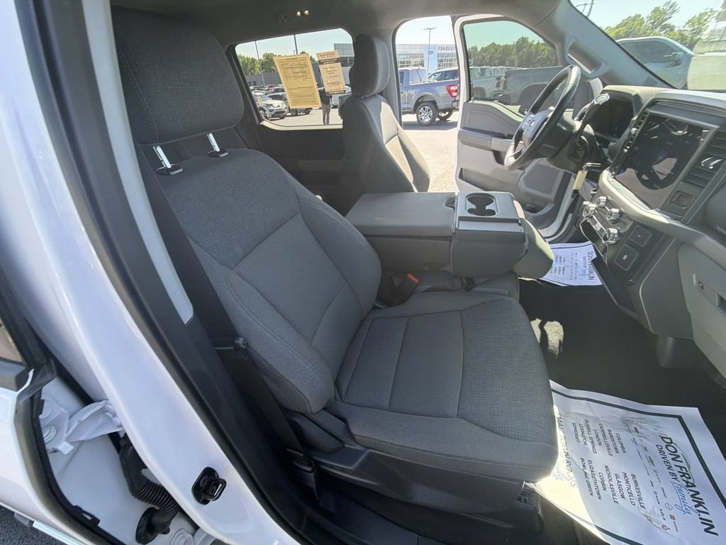 Used 2025 Ford F150 XLT w/ Equipment Group 301A Standard AWD/4WD image 29