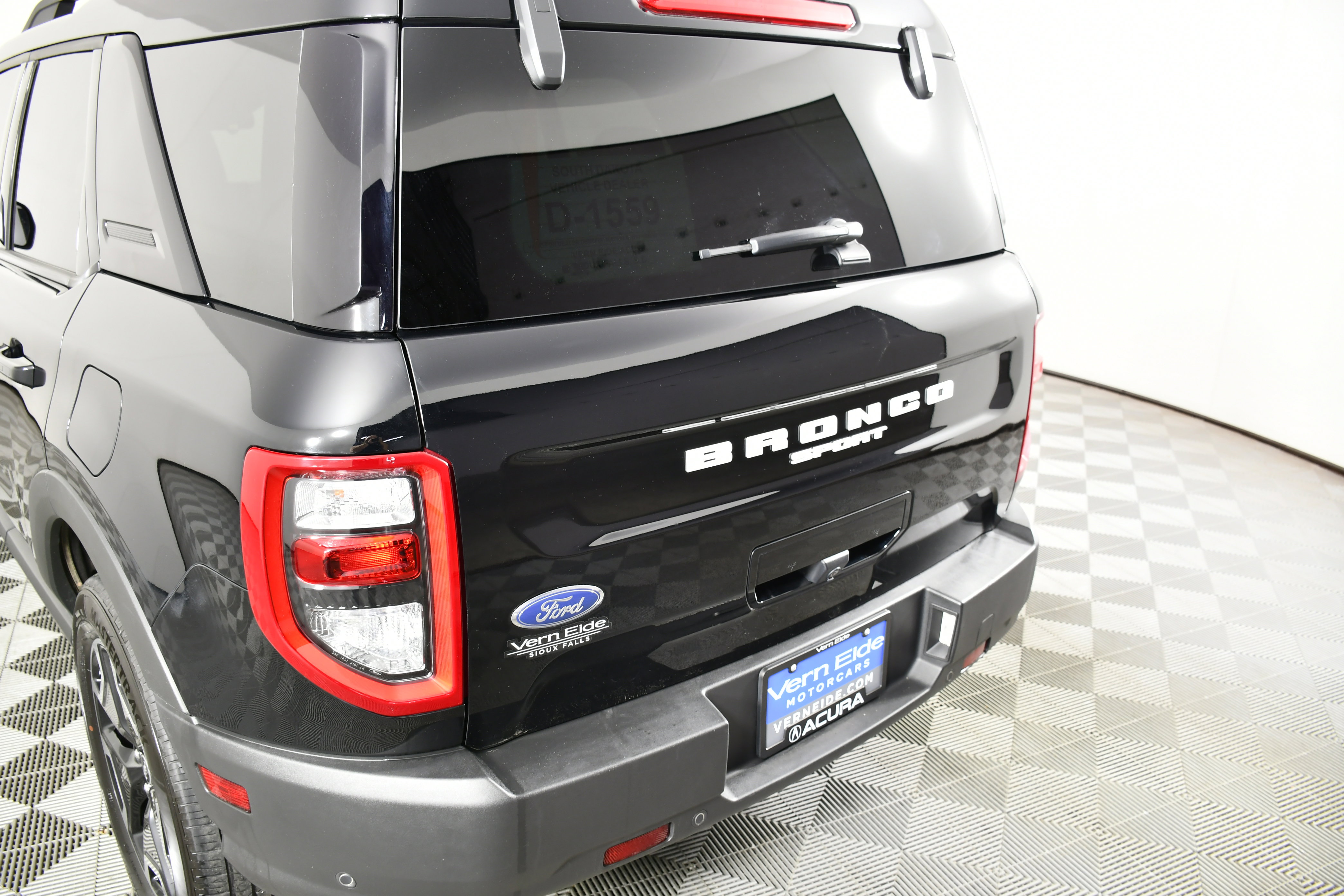 Used 2021 Ford Bronco Sport Outer Banks w/ Outer Banks Package (96D) image 15