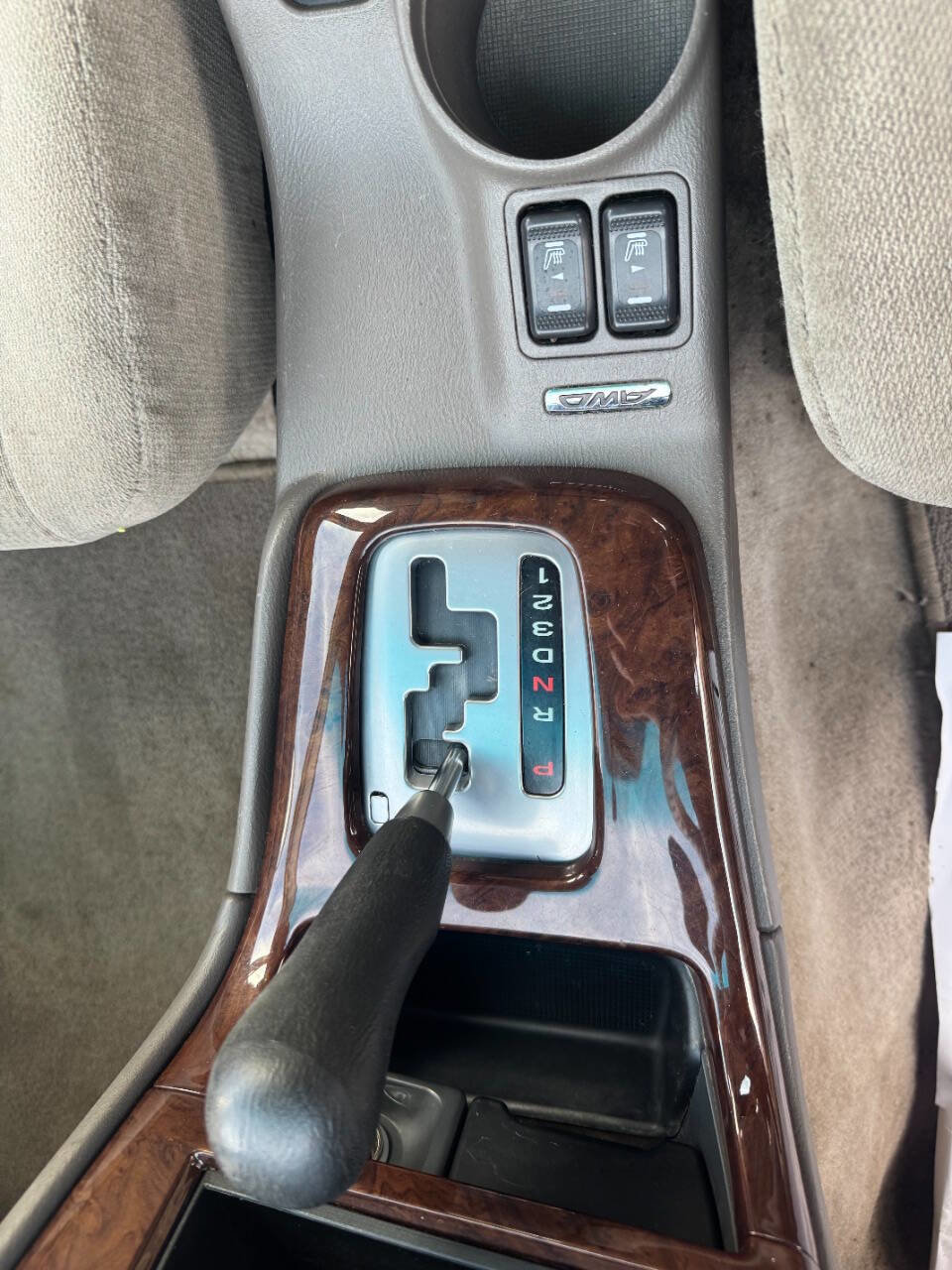 Used 2003 Subaru Outback Wagon image 12