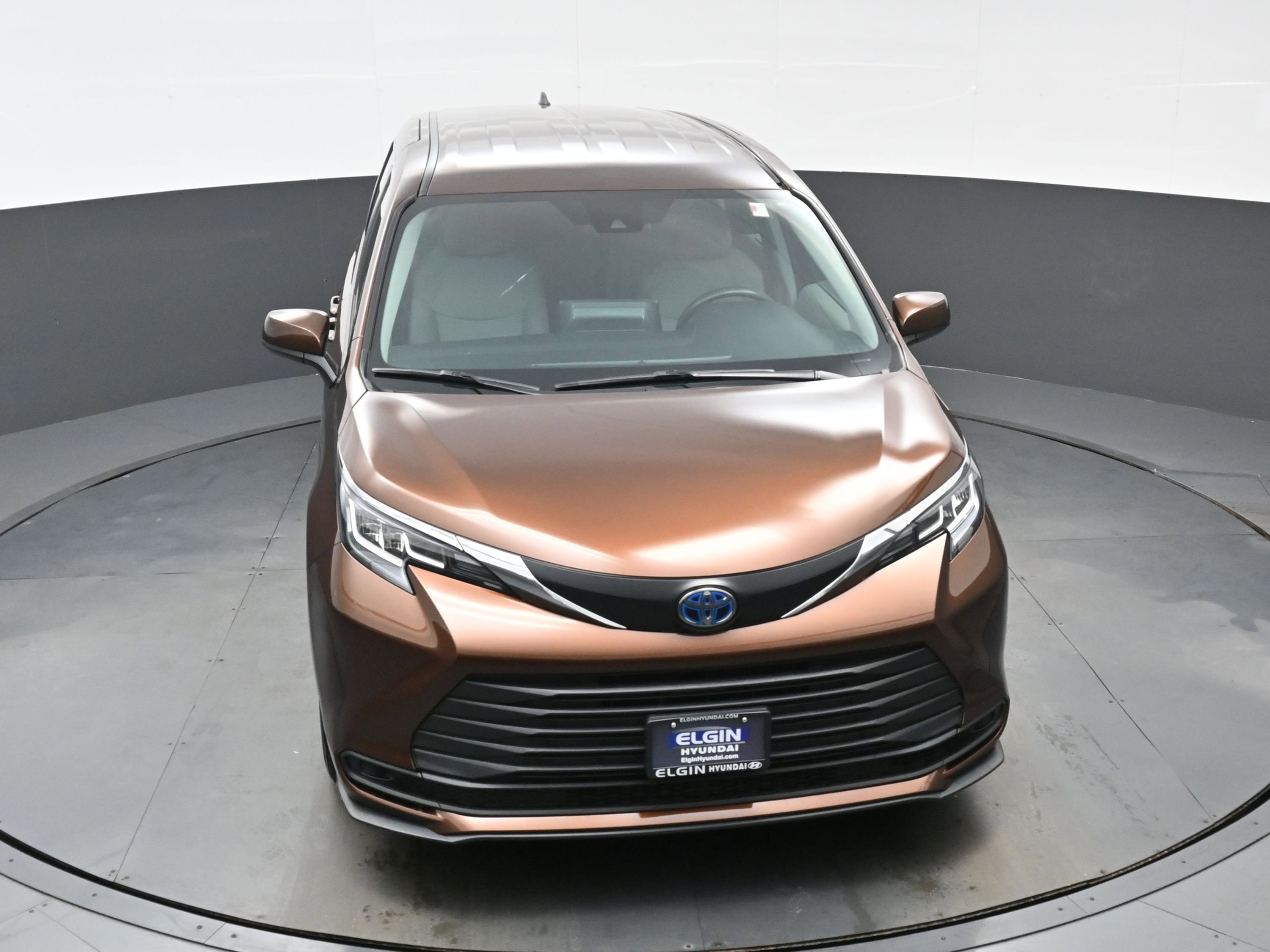 Used 2021 Toyota Sienna LE image 23