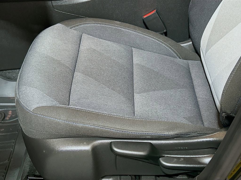 Used 2024 Chevrolet Trax LS w/ LS Convenience Package FWD image 16