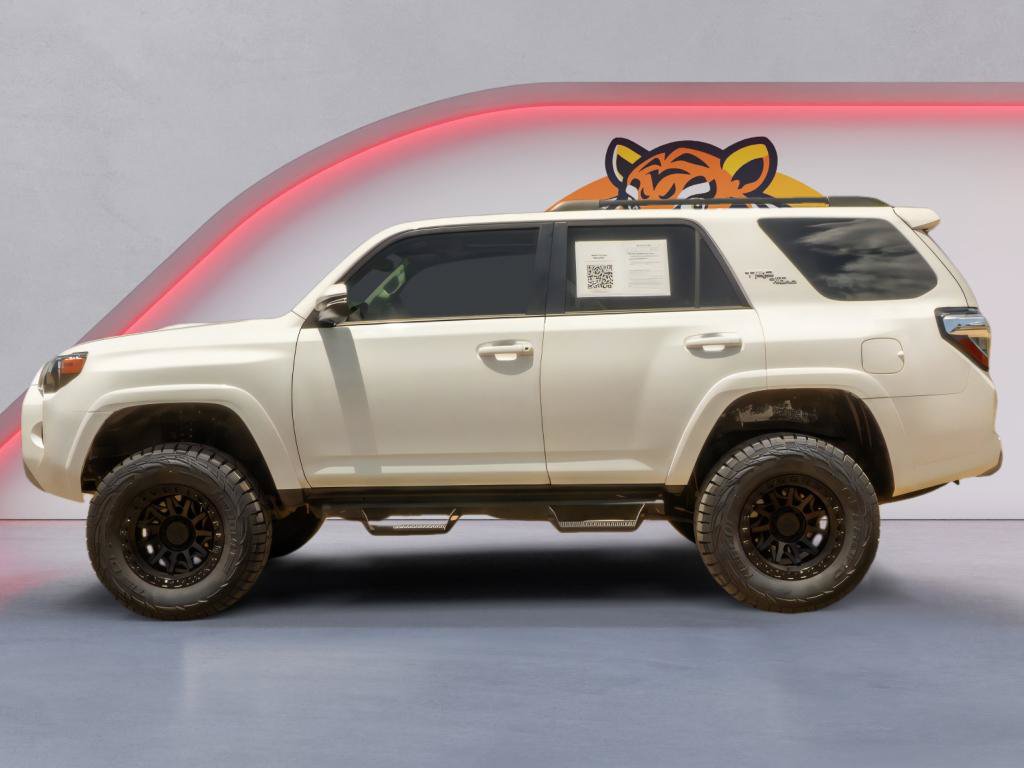 Used 2020 Toyota 4Runner TRD Off-Road Premium w/ Moonroof Package AWD/4WD image 8