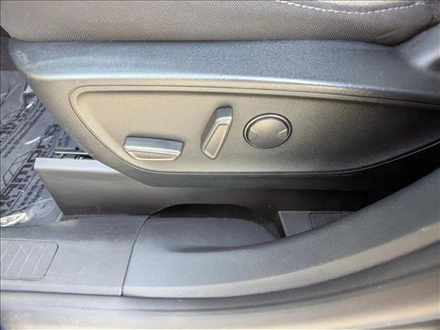 Used 2022 Ford Escape SE w/ Convenience Package image 17