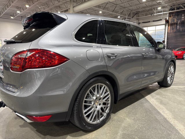 Used 2012 Porsche Cayenne S w/ Premium Pkg Plus image 39