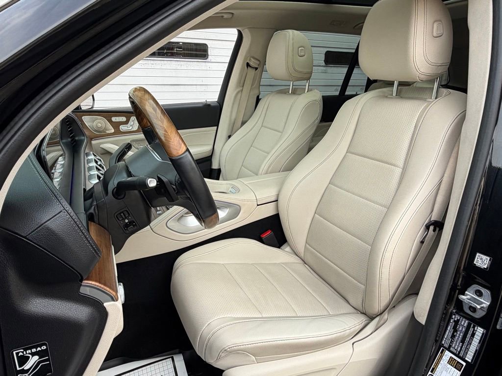 Used 2022 Mercedes-Benz GLS 450 4MATIC w/ Warmth & Comfort Package image 23