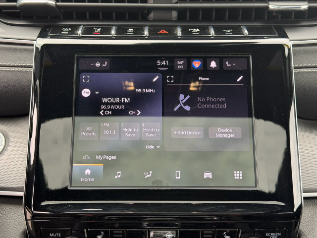 Used 2023 Jeep Grand Cherokee L Laredo AWD/4WD image 17