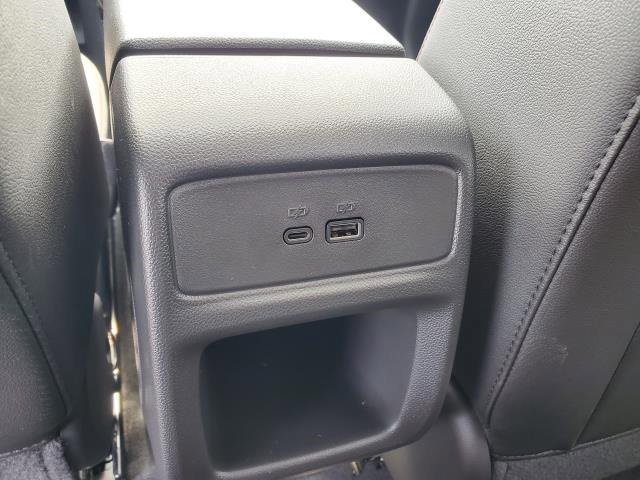 New 2026 Chevrolet Trax RS w/ Sunroof Package image 11