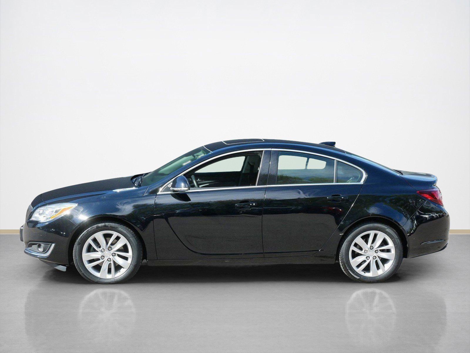 Used 2016 Buick Regal Premium w/ Driver Confidence Package #1 AWD/4WD image 6