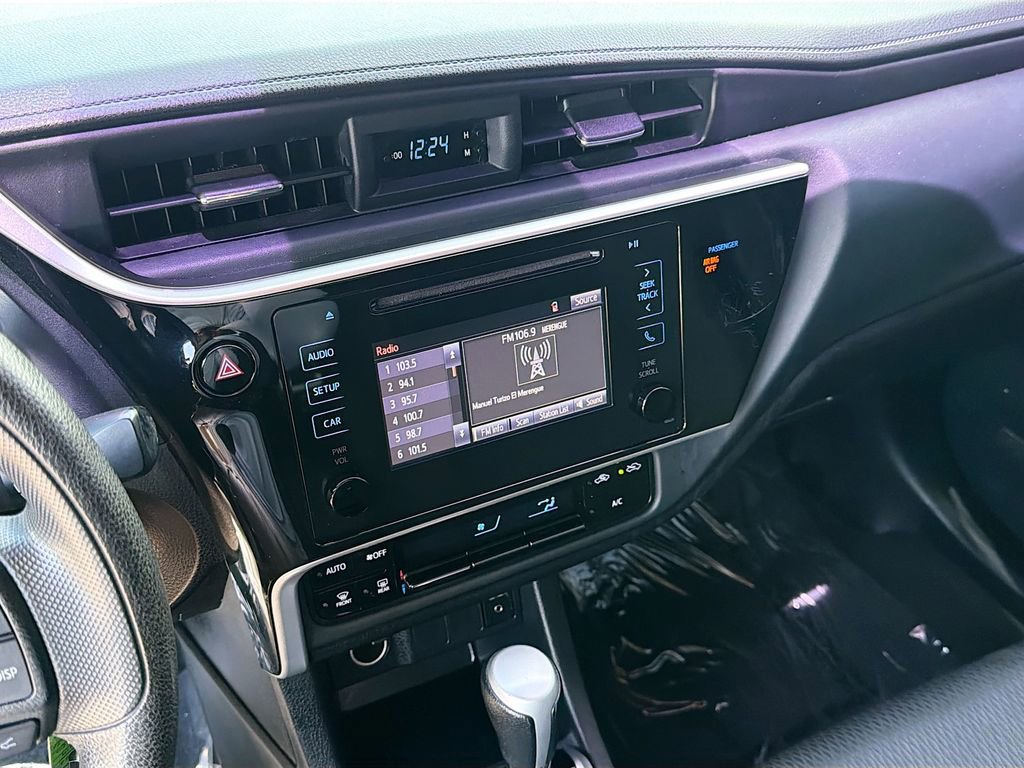 Used 2019 Toyota Corolla LE FWD image 23