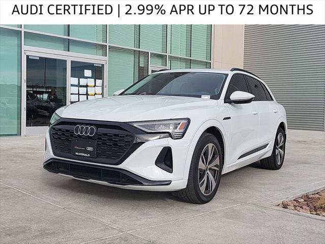 Certified 2024 Audi Q8 e-tron Premium image 4