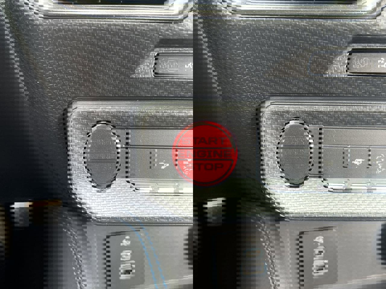 New 2026 Ford Mustang Dark Horse image 6