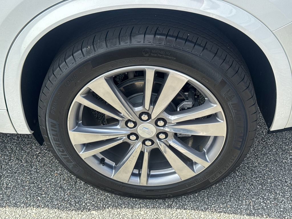Used 2025 Cadillac XT6 Premium Luxury w/ Technology Package image 19