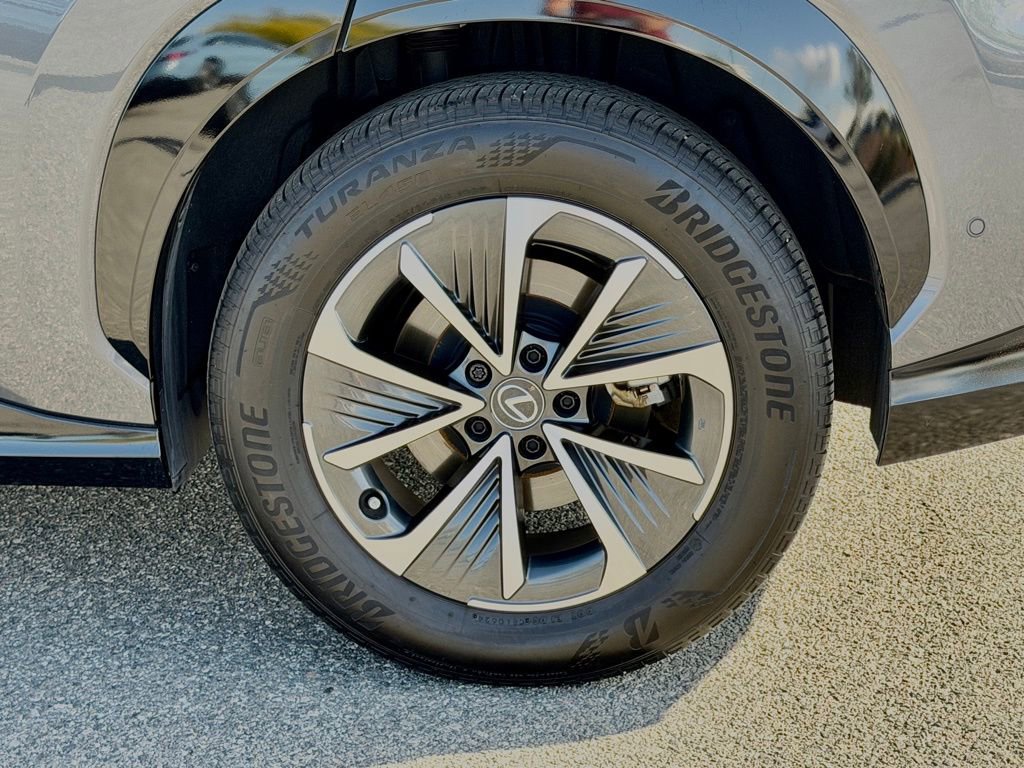 Used 2024 Lexus RZ 300e Premium w/ Technology Package FWD image 14