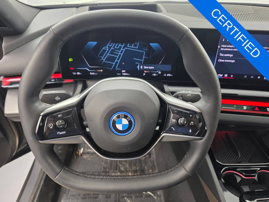 Used 2024 BMW i5 eDrive40i w/ M Sport Package RWD image 19