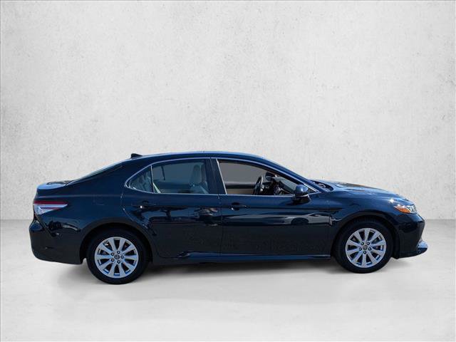 Used 2019 Toyota Camry LE FWD image 4
