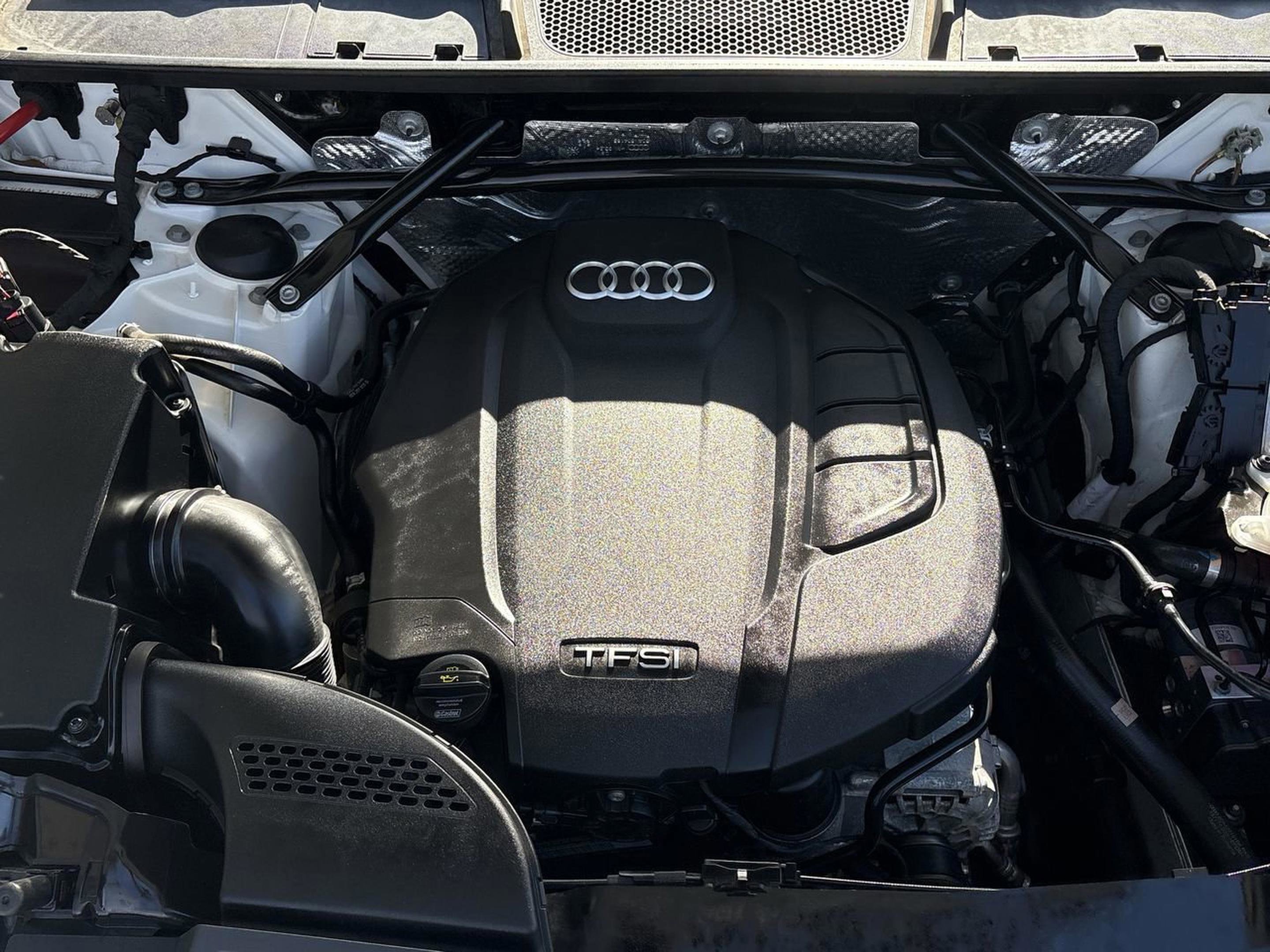 Used 2018 Audi Q5 Prestige w/ Prestige Package image 18