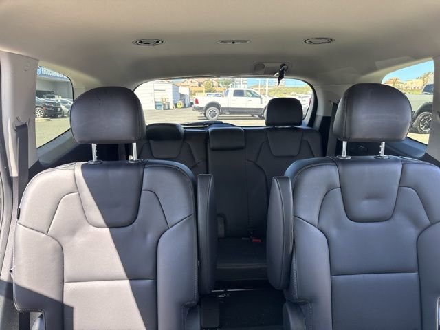 Used 2024 Kia Telluride S image 26