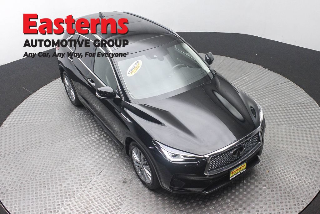 Used 2023 INFINITI QX50 Luxe AWD/4WD image 3