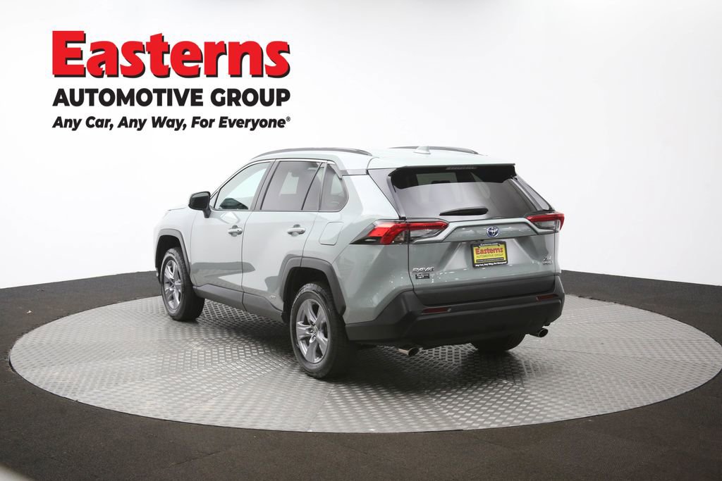 Used 2022 Toyota RAV4 XLE AWD/4WD image 65