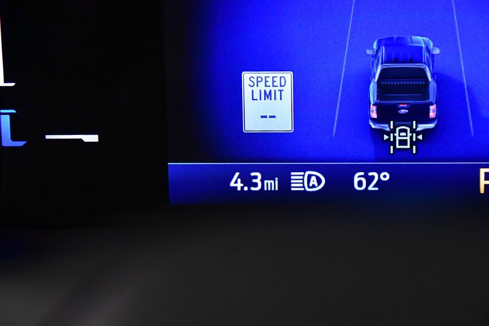 New 2025 Ford Ranger XLT w/ Equipment Group 301A High image 19