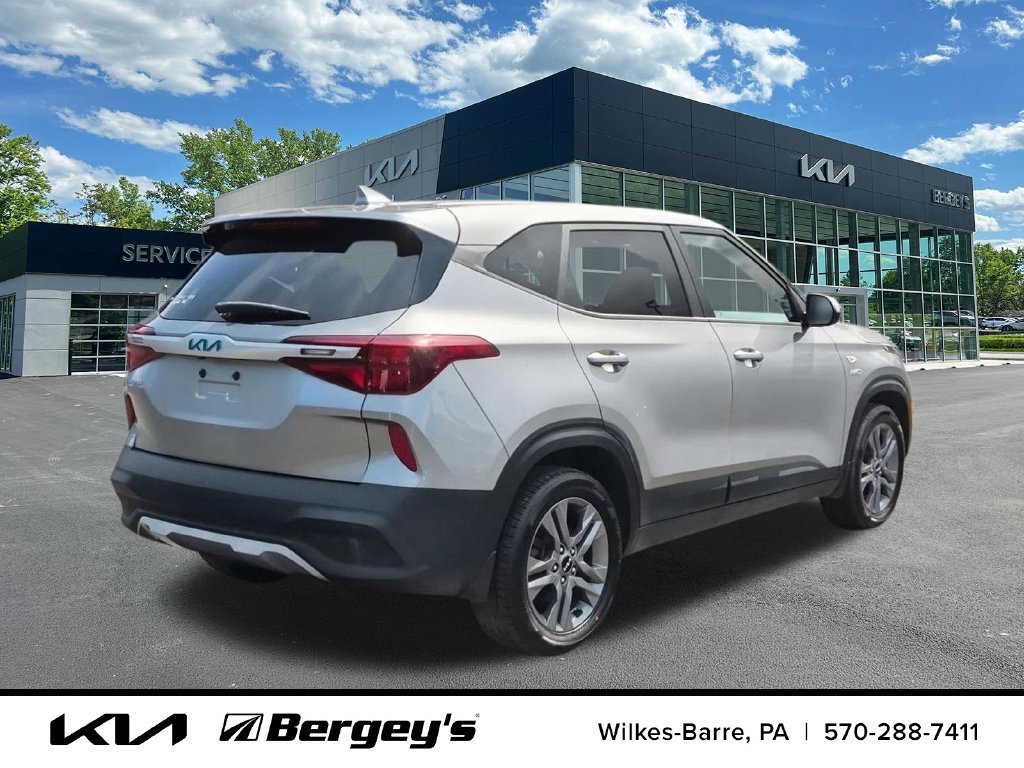 Certified 2023 Kia Seltos LX AWD/4WD image 6
