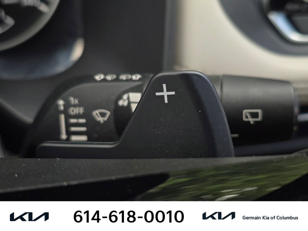 Used 2023 Nissan Rogue SV AWD/4WD image 29