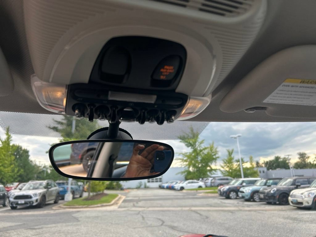 Used 2015 MINI Cooper 2-Door Hardtop FWD image 31