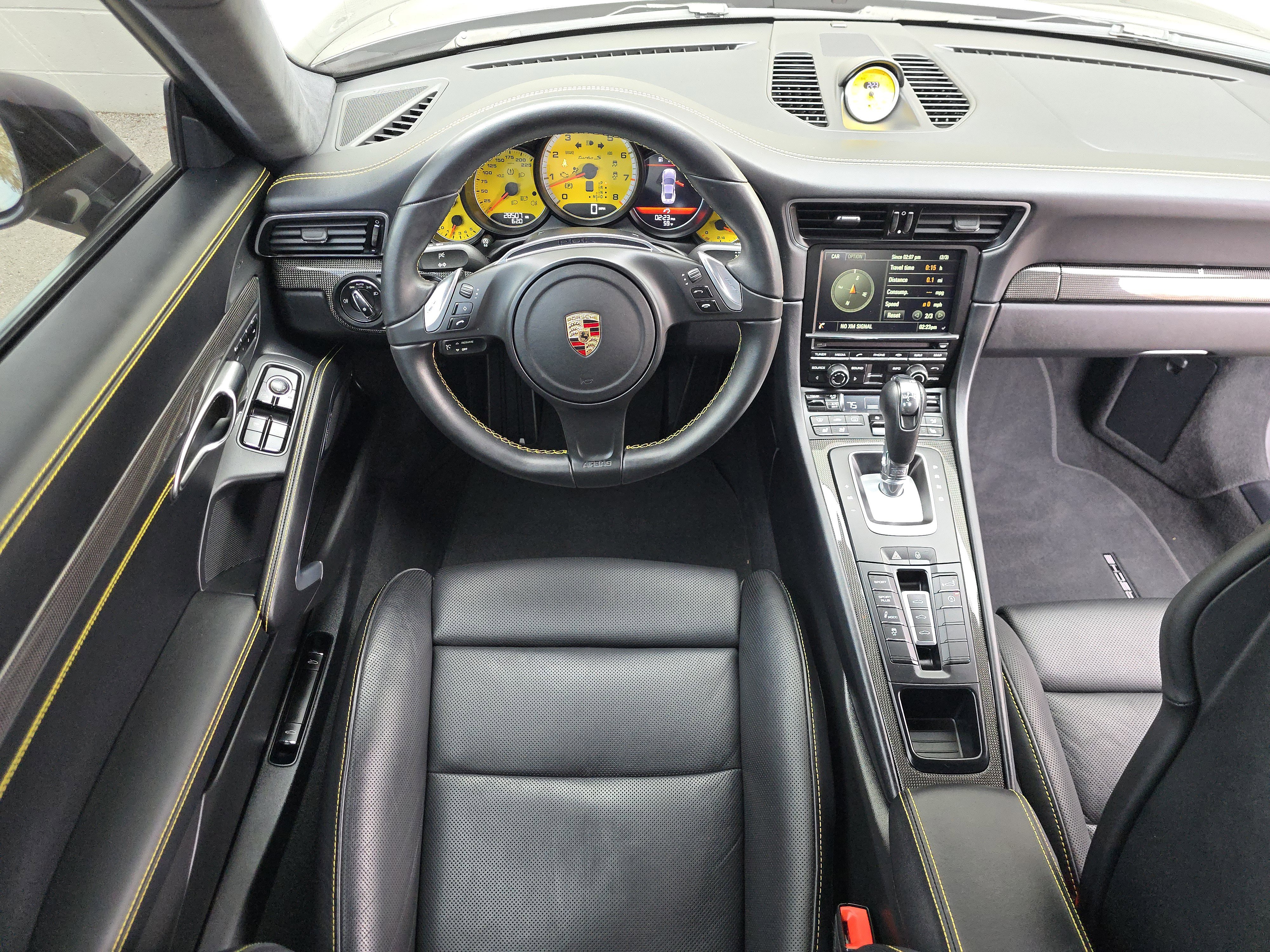 Used 2014 Porsche 911 Turbo S image 15