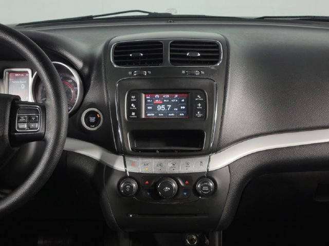 Used 2020 Dodge Journey SE FWD image 24