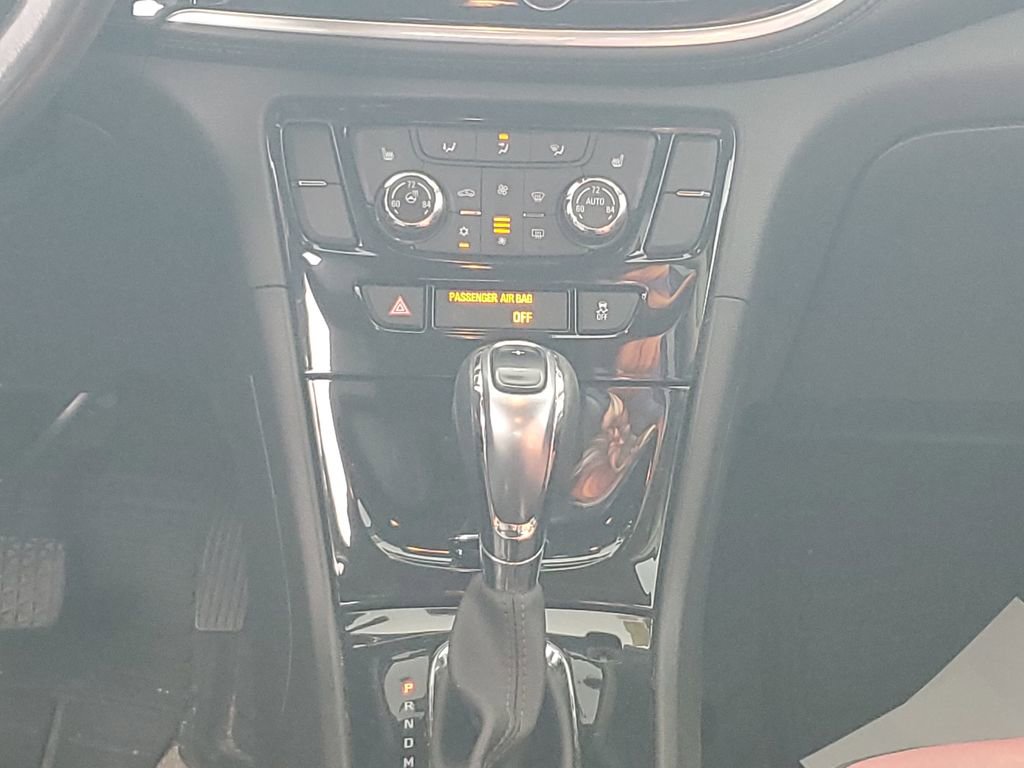 Used 2019 Buick Encore Essence FWD image 14