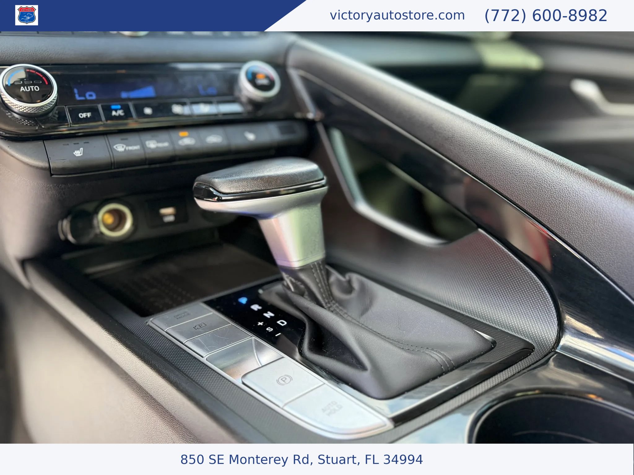 Used 2023 Hyundai Elantra Limited FWD image 17
