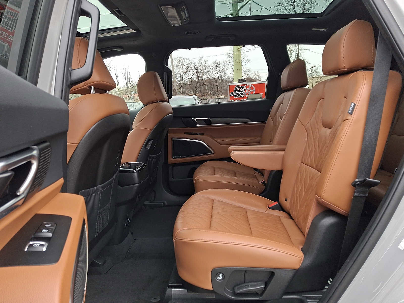 Used 2024 Kia Telluride SX Prestige X-Pro image 11