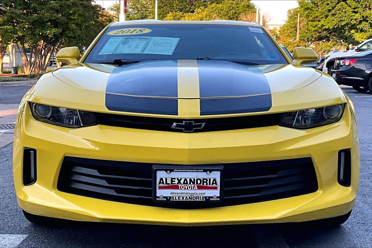 Used 2018 Chevrolet Camaro LT w/ Technology Package RWD image 3
