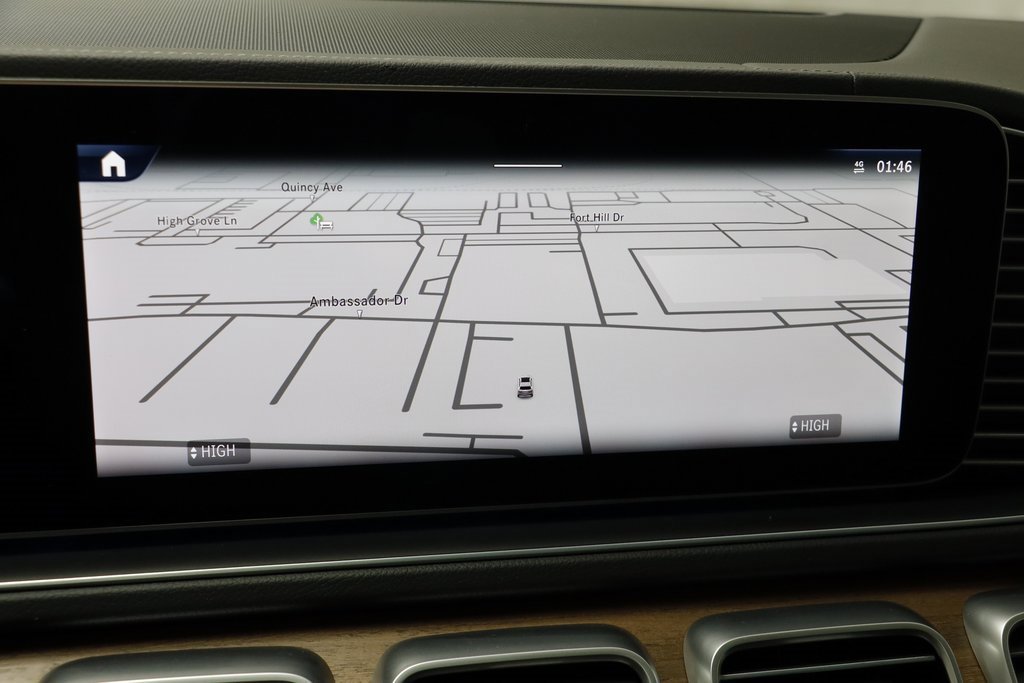 Used 2025 Mercedes-Benz GLS 450 4MATIC image 9