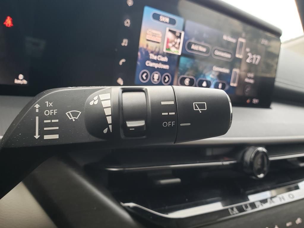 Certified 2025 Nissan Murano SV AWD/4WD image 39